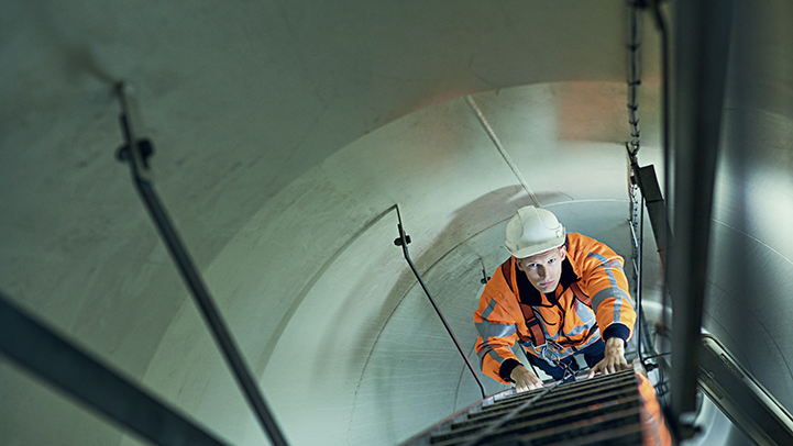 worker in confined working environment